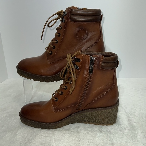 Carmela brown leather wedge ankle boots/booties. Size 39. EUC. - Picture 2 of 8